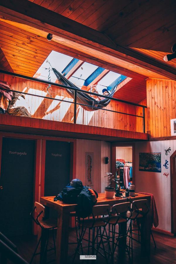 Hostal Casa Margouya Puerto Varas Kültér fotó